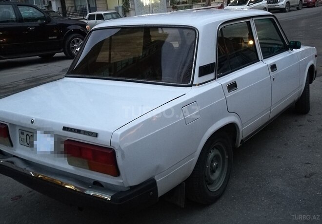 LADA (VAZ) 2107 2006, 180,000 km - 1.6 л - Bakı
