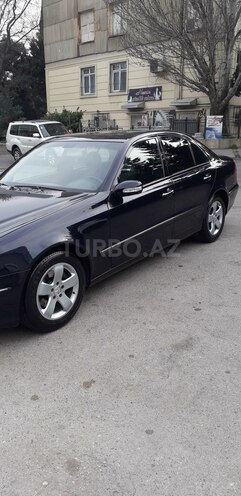 Mercedes E 270 2002, 285,000 km - 4.4 l - Bakı