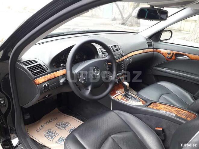 Mercedes E 320 2004, 255,000 km - 3.2 l - Bakı