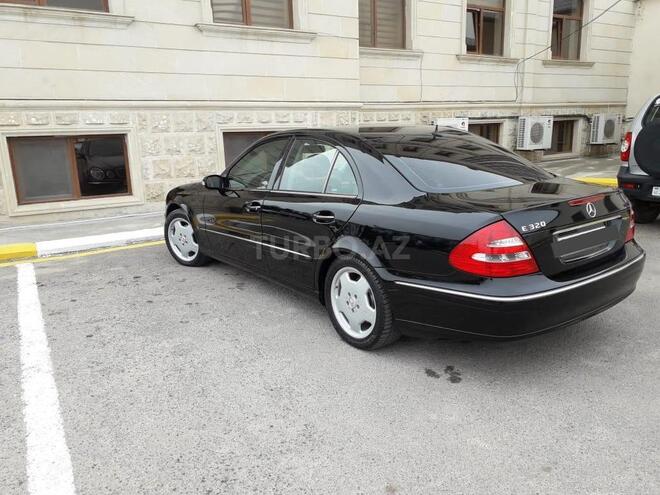 Mercedes E 320 2004, 255,000 km - 3.2 l - Bakı