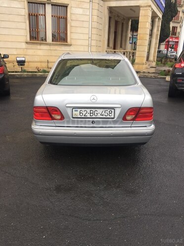 Mercedes E 200 1999, 214,230 km - 2.0 l - Zaqatala