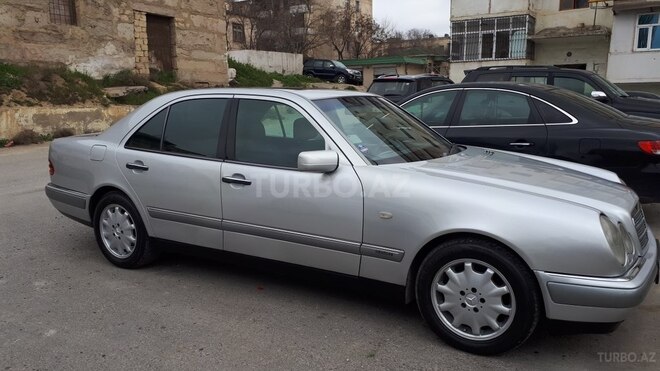 Mercedes E 230 1996, 376,693 km - 2.3 l - Bakı