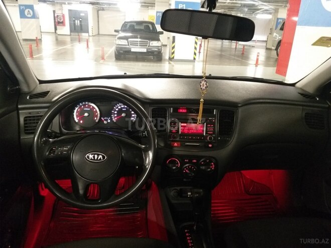 Kia Rio 2011, 166,000 km - 1.4 l - Bakı