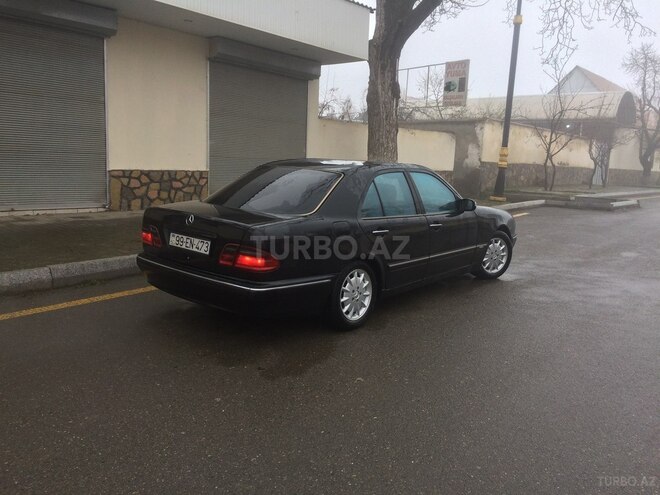 Mercedes E 270 2001, 374,000 km - 2.7 l - Gəncə