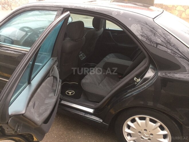 Mercedes E 270 2001, 374,000 km - 2.7 l - Gəncə