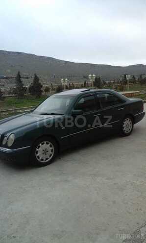 Mercedes E 240 1999, 492,057 km - 2.4 l - Bakı