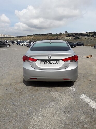 Hyundai Elantra 2010, 125,000 km - 1.8 l - Bakı