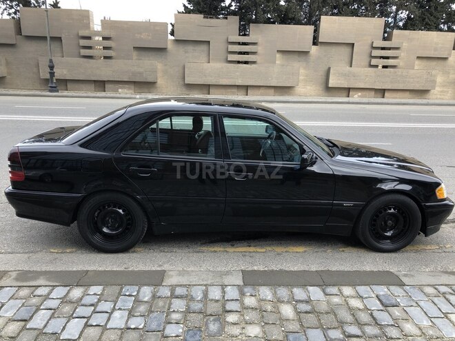 Mercedes C 230 1999, 162,000 km - 2.3 l - Bakı