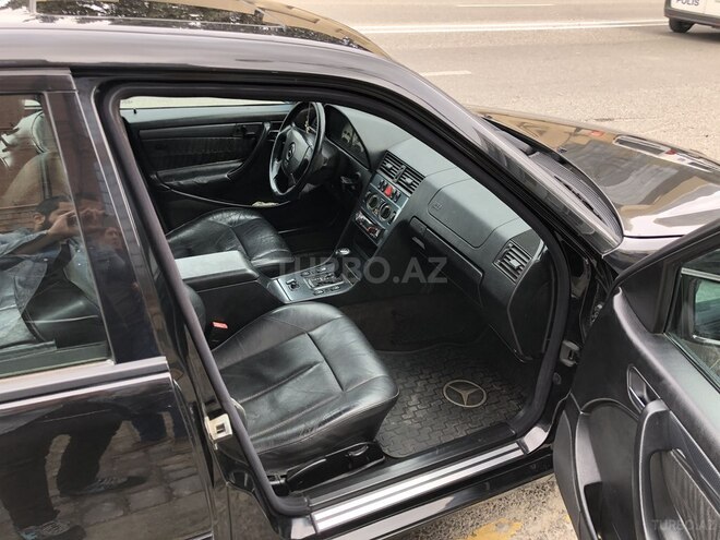 Mercedes C 230 1999, 162,000 km - 2.3 l - Bakı