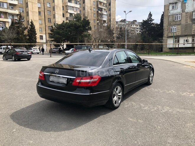 Mercedes E 250 2010, 186,000 km - 2.5 l - Bakı