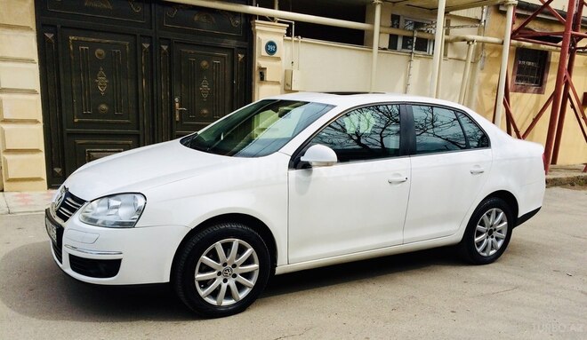 Volkswagen Jetta 2011, 160,000 km - 1.6 l - Bakı
