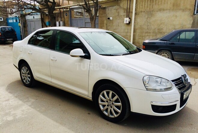 Volkswagen Jetta 2011, 160,000 km - 1.6 l - Bakı