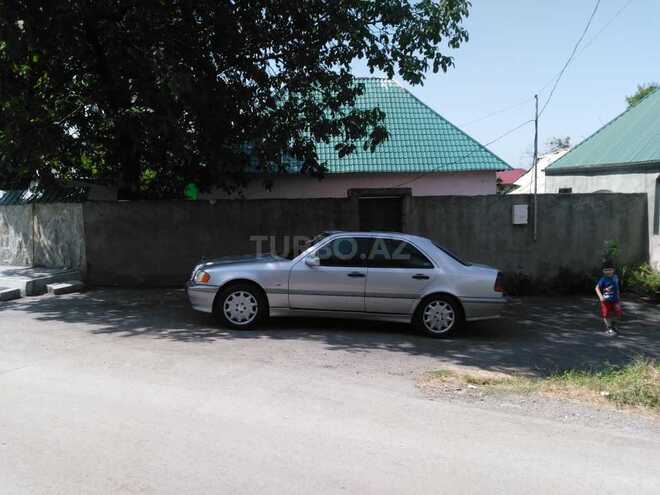Mercedes C 220 1999, 250,000 km - 2.2 л - İmişli