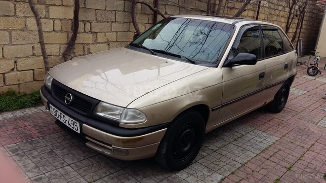 Opel Astra 1997, 236,100 km - 1.6 l - Bakı
