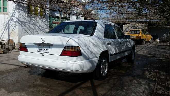 Mercedes E 230 1987, 264,500 km - 2.3 l - Lənkəran