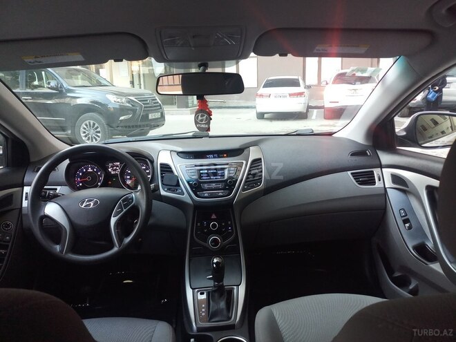 Hyundai Elantra 2015, 55,000 km - 1.8 l - Bakı