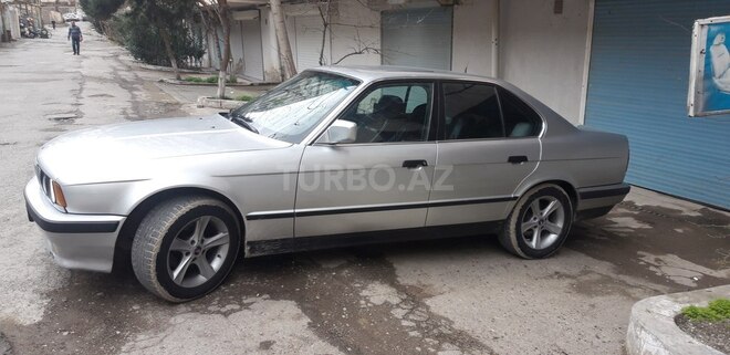 BMW 520 1990, 300,000 km - 2.0 l - Bakı