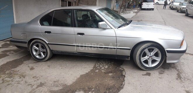 BMW 520 1990, 300,000 km - 2.0 l - Bakı