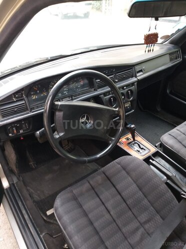 Mercedes 190 1991, 478,600 km - 2.6 l - Bakı