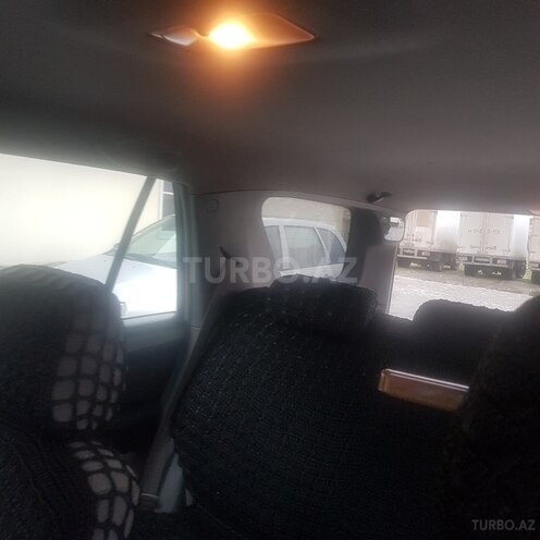Toyota 4Runner 2004, 180,000 km - 4.0 l - Göyçay