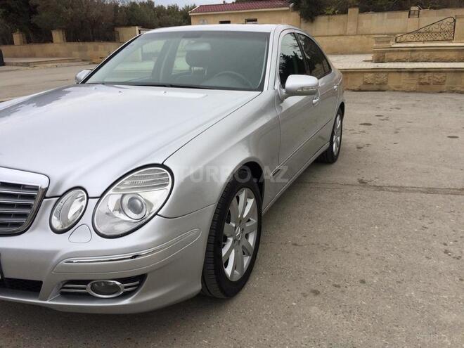 Mercedes E 220 2002, 223,500 km - 2.2 l - Bakı