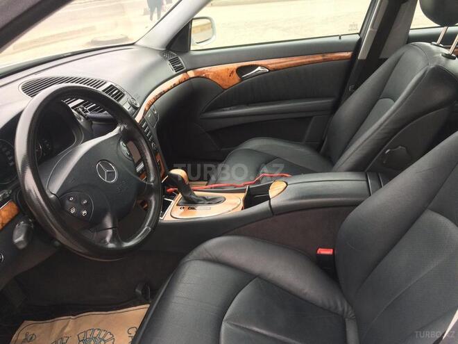 Mercedes E 220 2002, 223,500 km - 2.2 l - Bakı