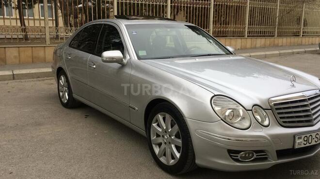 Mercedes E 220 2002, 223,500 km - 2.2 l - Bakı