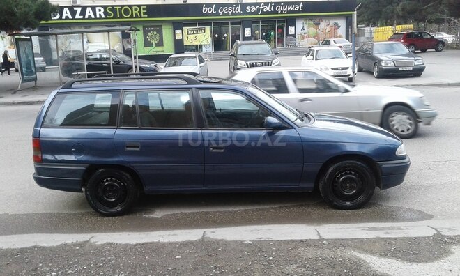 Opel Astra 1995, 384,000 km - 1.6 l - Bakı