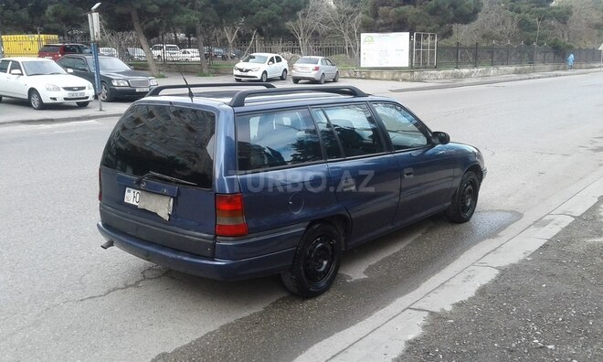 Opel Astra 1995, 384,000 km - 1.6 l - Bakı