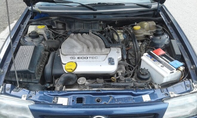 Opel Astra 1995, 384,000 km - 1.6 l - Bakı