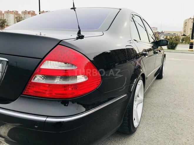 Mercedes E 240 2003, 251,000 km - 2.4 l - Sumqayıt