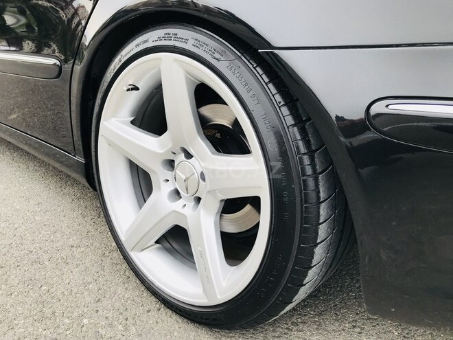 Mercedes E 240 2003, 251,000 km - 2.4 l - Sumqayıt
