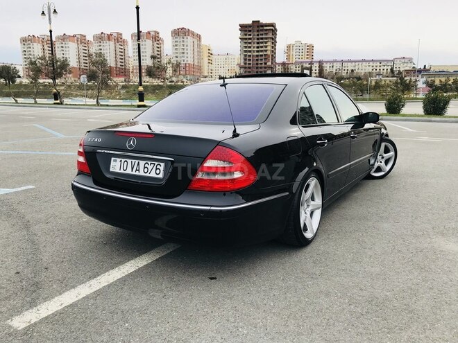 Mercedes E 240 2003, 251,000 km - 2.4 l - Sumqayıt