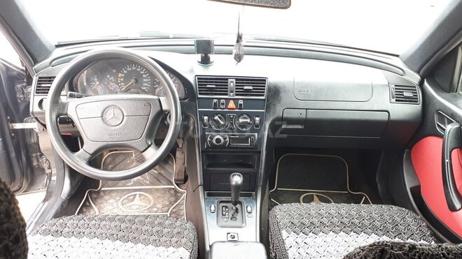 Mercedes C 200 1999, 325,632 km - 2.0 л - Bakı