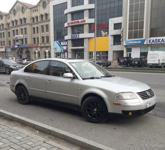 Volkswagen Passat 2002, 339,700 km - 1.8 л - Bakı