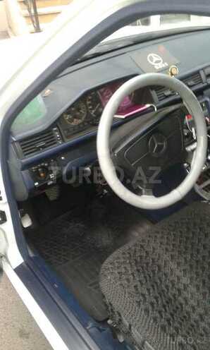 Mercedes E 230 1990, 250,000 km - 2.3 л - Bakı