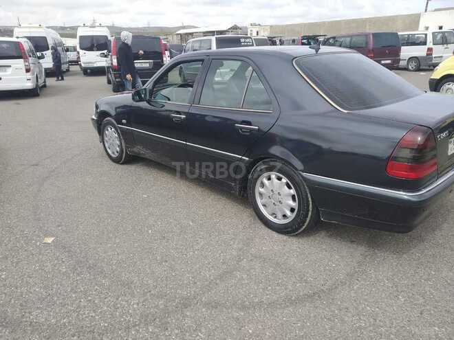 Mercedes C 240 1999, 286,400 km - 2.4 l - Bakı