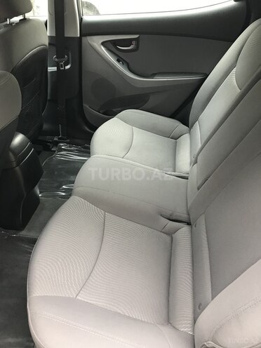 Hyundai Elantra 2015, 105,000 km - 1.8 l - Bakı
