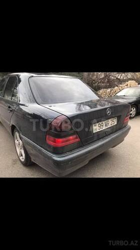 Mercedes C 240 1999, 234,000 km - 2.4 l - Bakı