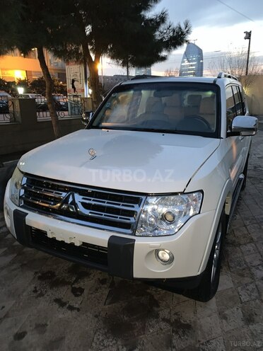Mitsubishi Pajero 2008, 122,000 km - 3.8 л - Bakı