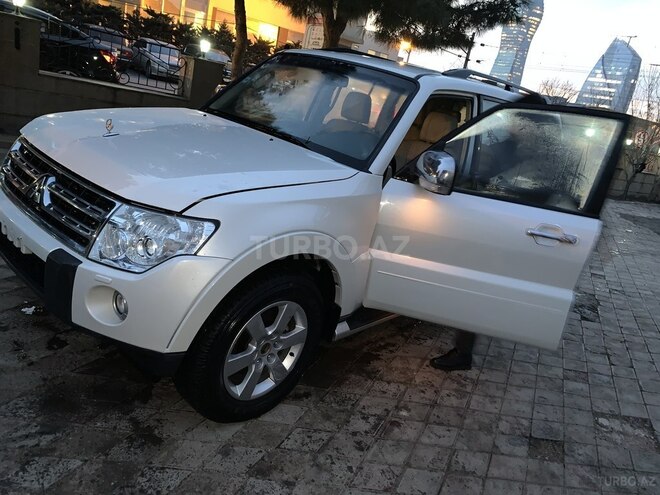 Mitsubishi Pajero 2008, 122,000 km - 3.8 л - Bakı