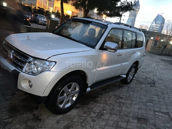 Mitsubishi Pajero 2008, 122,000 km - 3.8 л - Bakı