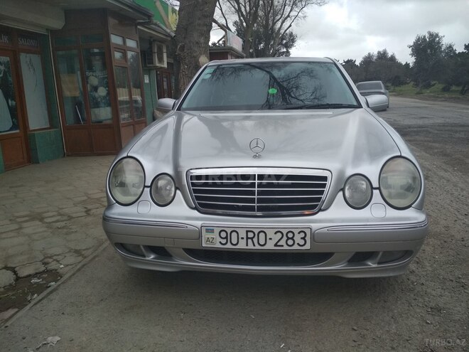 Mercedes E 240 2000, 287,000 km - 2.4 l - Bakı