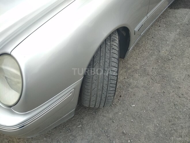 Mercedes E 240 2000, 287,000 km - 2.4 l - Bakı
