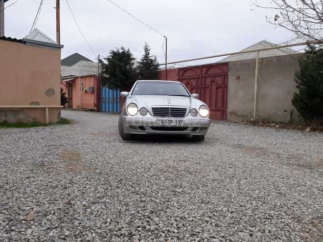 Mercedes E 240 2000, 316,500 km - 2.4 л - Bakı