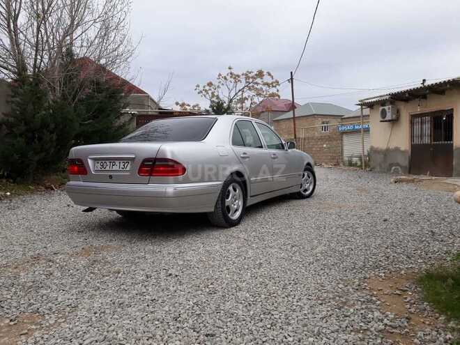 Mercedes E 240 2000, 316,500 km - 2.4 л - Bakı