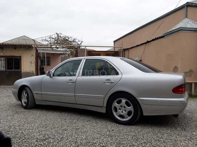 Mercedes E 240 2000, 316,500 km - 2.4 л - Bakı
