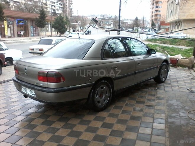 Opel Omega 1995, 235,860 km - 3.0 l - Bakı