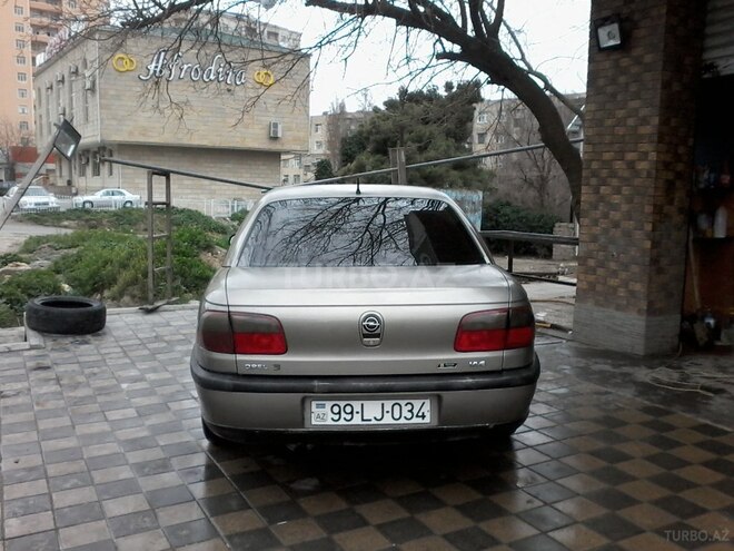 Opel Omega 1995, 235,860 km - 3.0 l - Bakı