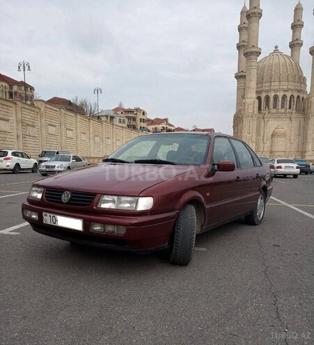 Volkswagen Passat 1994, 250,000 km - 2.0 l - Bakı
